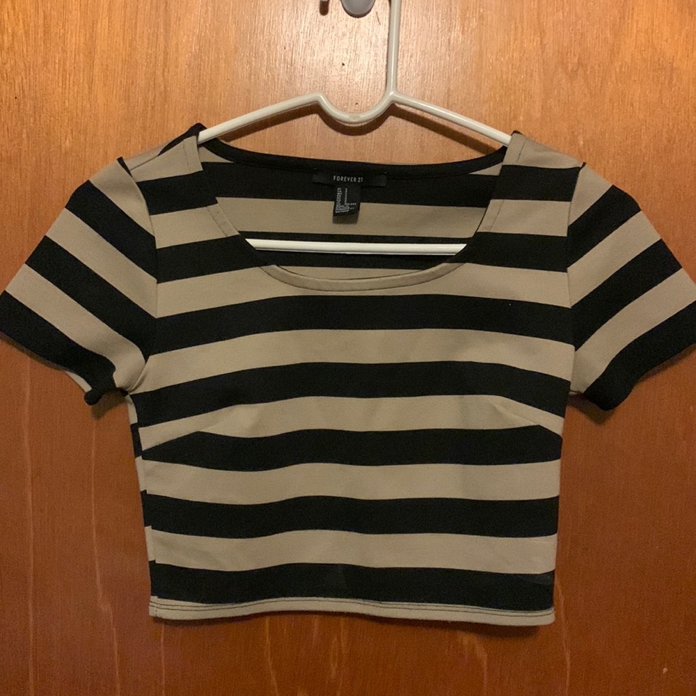 Forever 21 crop top